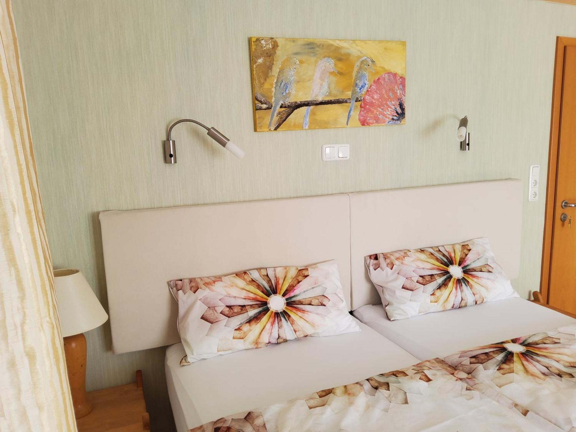 B & B Gaestehaus Schmidt Lichtenberg  外观 照片